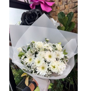 BEYAZ KARIŞIK BUKET